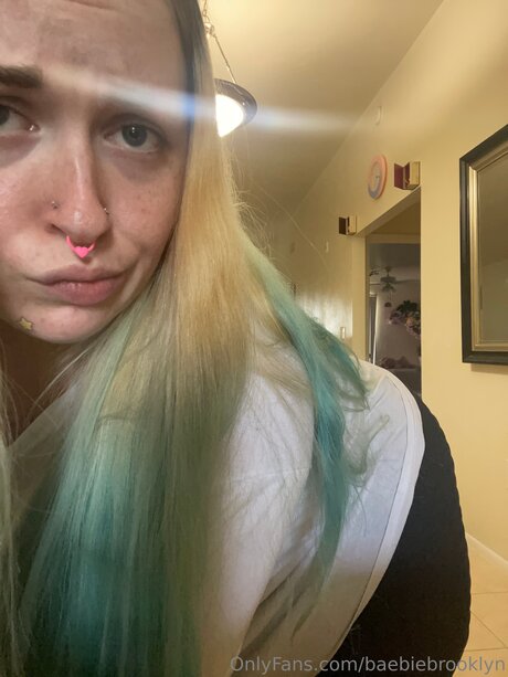 ヌードティーンオンリーファンズ ホットセックス 写真