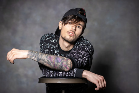 ヌード熟女オンリーファンズ アート裸 写真