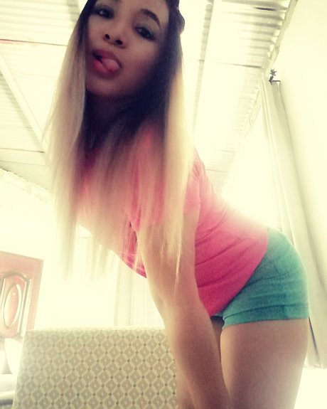 Ivanka21 ポルノスター トップ 写真