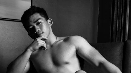 Sunny and Kai ポルノモデル 画像