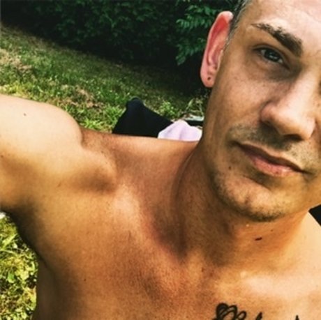 曲線美のxxx オンリーファンズ 無料ポルノ 画像