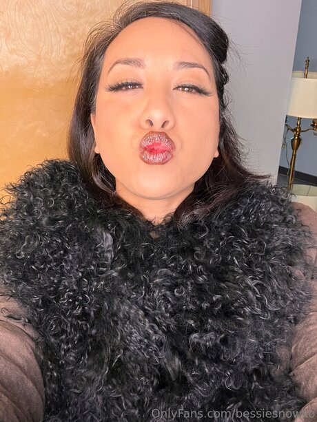 Bessie Snow スターセックス 写真