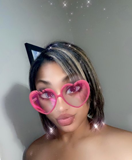 Anika summers トップモデル 画像