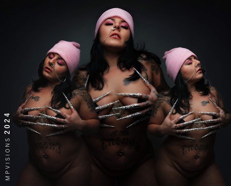 Nikki Bunz_ 高品質のポルノスター 写真