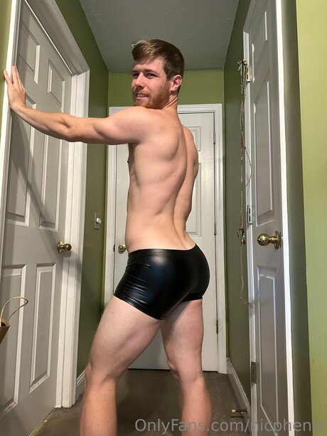 DMV オンリーファン 無料セクシー 写真