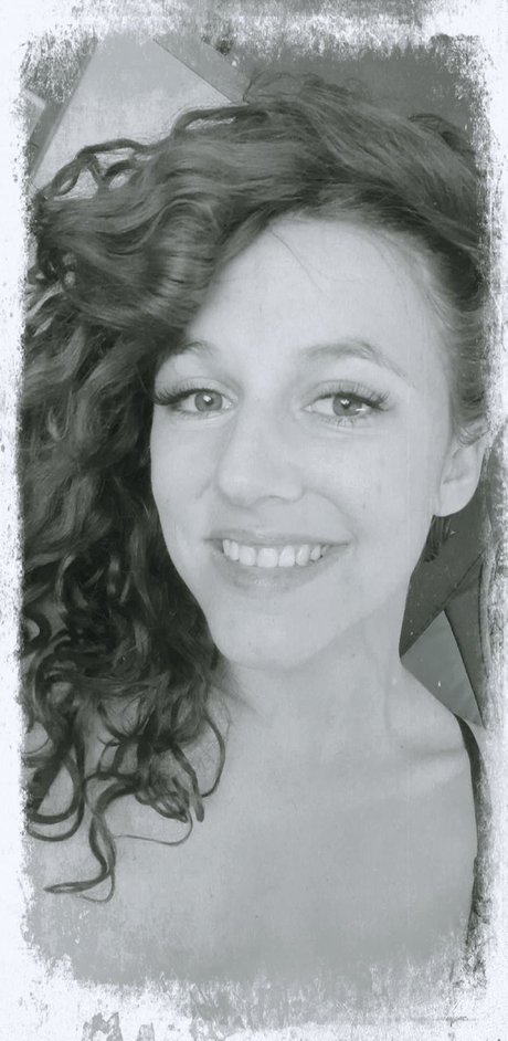 オタクプリンセスオンリーファンズ セクシー裸 ギャラリー