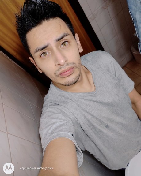 Nino lohan セックスモデル 画像