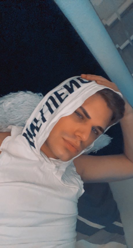 シャワー3P オンリーファンズ 限定 画像