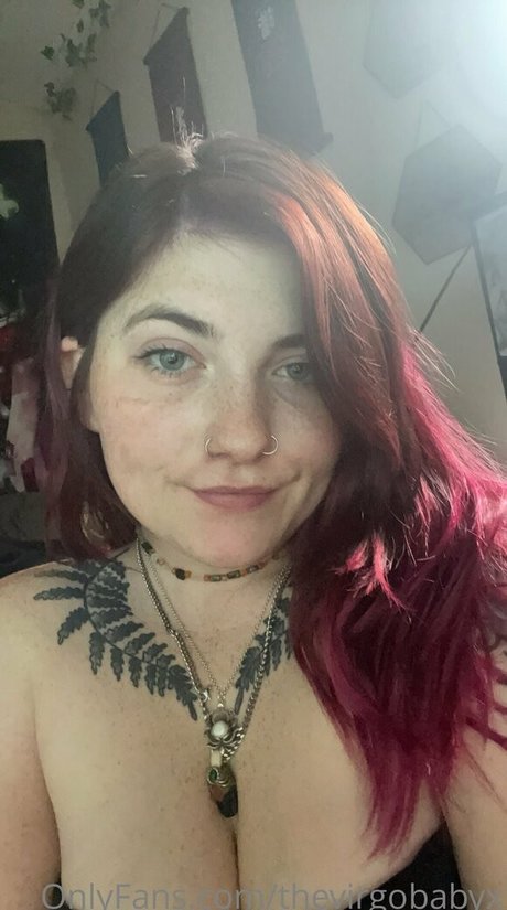 デカ尻ティーンオンリーファンズ 無料 写真