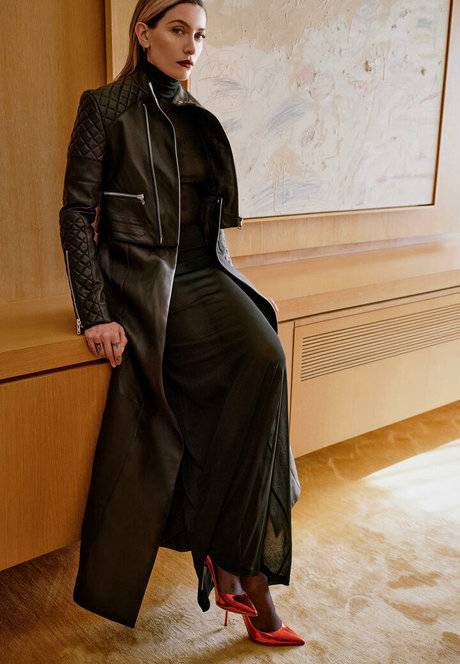 フィットネスガールズオンリーファンズ セクシー裸 画像