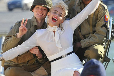 大学のアジア人オンリーファンズ 無料ポルノ 画像