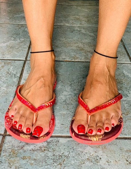 pujaprettyfeet ポルノスター 高品質 画像