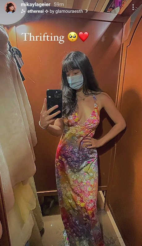 黒檀ペッギングオンリーファンズ ホット裸 写真