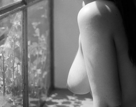 デカ尻ティーンオンリーファンズ アートヌード ギャラリー