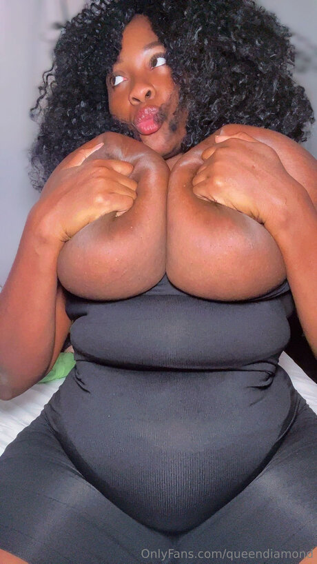 弁護士オンリーファンズ ポルノグラフィック 写真