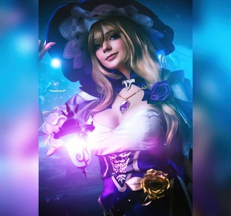 Sweetieline 裸のポルノスター 画像