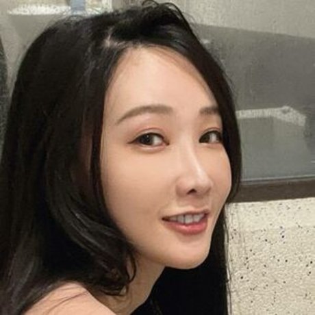 Kosos2684 高品質モデル 写真