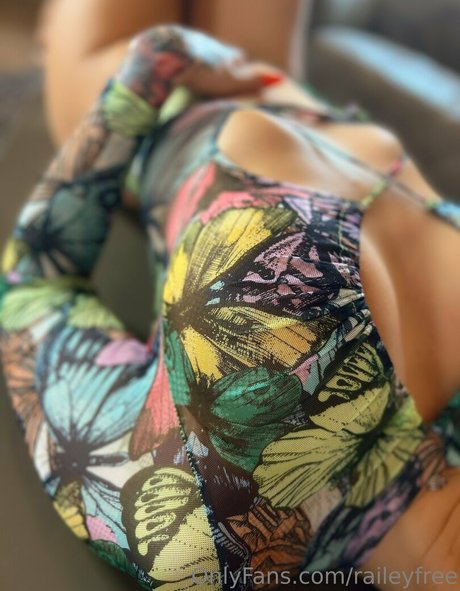 raileyfree ヌードスター 写真