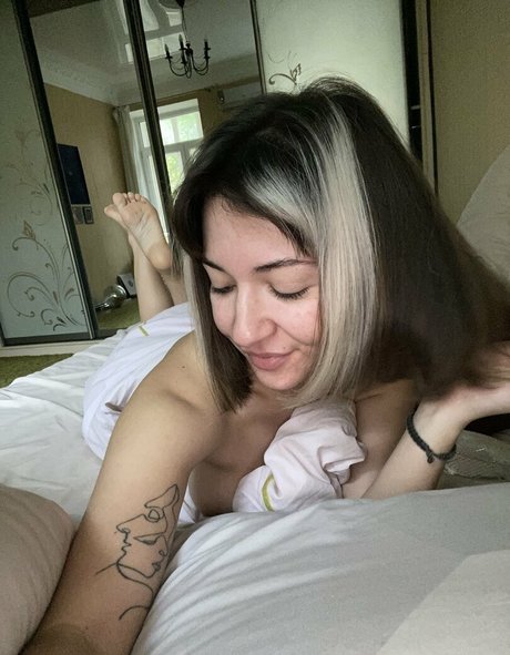 肉厚熟女オンリーファンズ 可愛い 写真