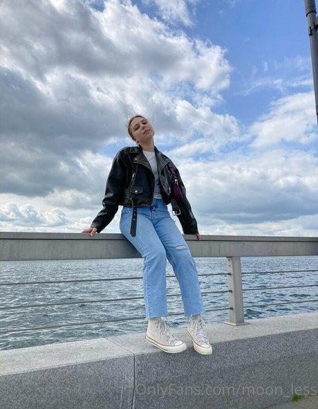 moon less 美しい女優 ギャラリー