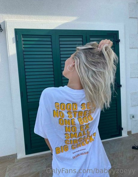 babyyzoeyy 最高のモデル ギャラリー