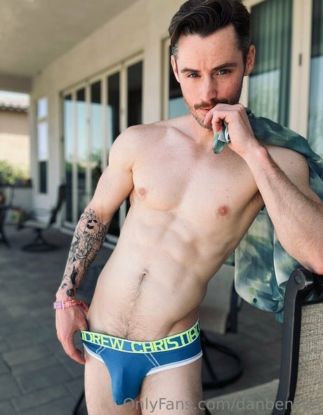 筋肉トランスオンリーファンズ セックス ギャラリー