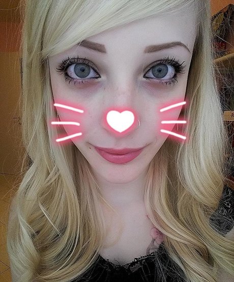 ジンジャーティーンオンリーファンズ アートヌード 写真