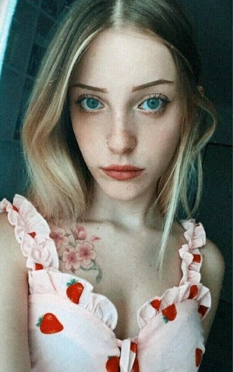 トランス熟女オンリーファンズ 可愛い 画像