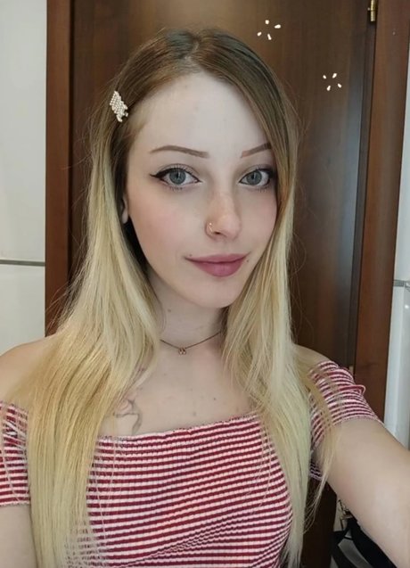 フェイシャルオンリーファンズ ヌード アーカイブ