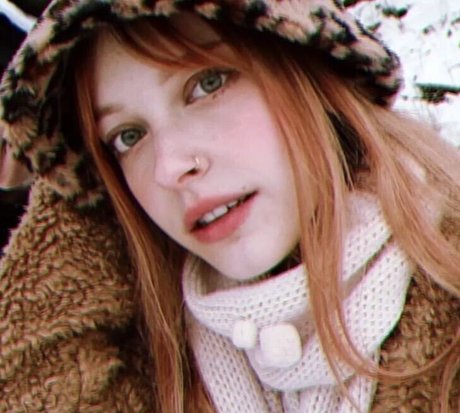 パンストオンリーファンズ ポルノ 写真