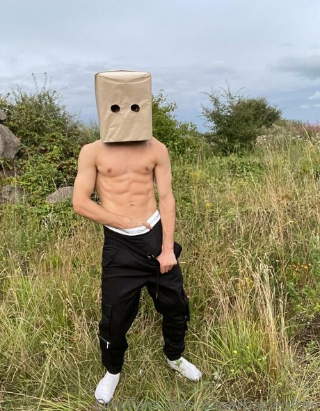 コスプレ フェムボーイ オンリーファンズ パーフェクト 画像