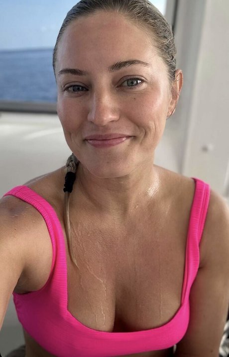 黒檀の指入れオンリーファンズ アートヌード 写真