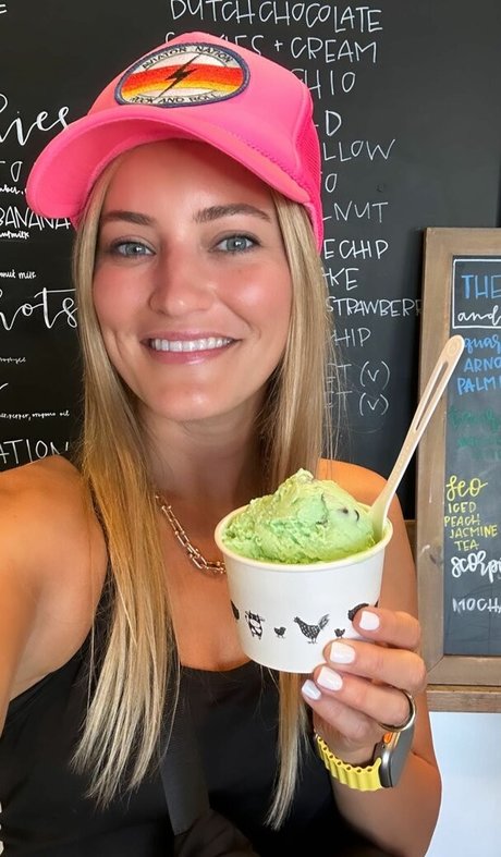 フラットオンリーファン アート裸 アーカイブ