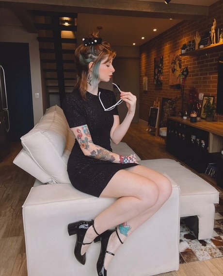 熟女オナニーオンリーファンズ 限定 写真