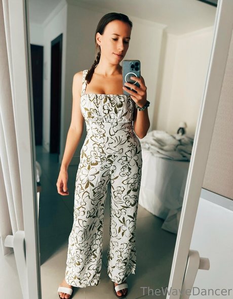 thewavedancer xxxスター 写真