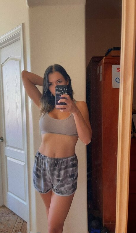 潮吹きオンリーファンズ ホットヌード ギャラリー