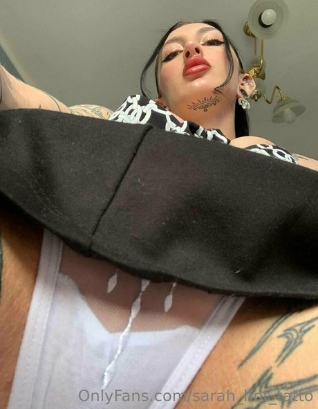 年配の熟女オンリーファンズ セクシーヌード 画像