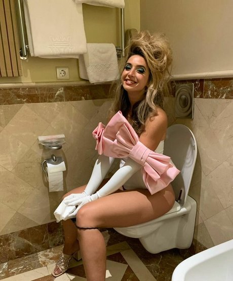 Lola Indigo ホットモデル 写真