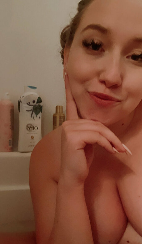 シーメールランジェリーオンリーファンズ ポルノ 写真