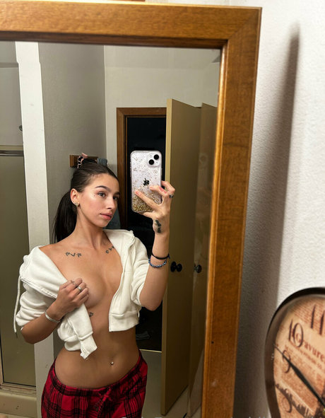 毛深いアジア人オンリーファンズ ホットxxx 画像