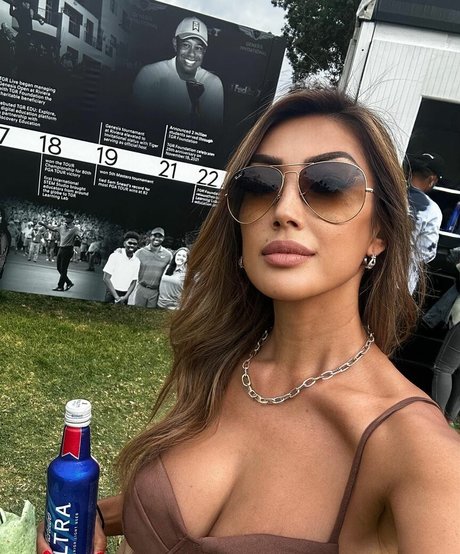 Geena Martinez ポルノモデル 写真