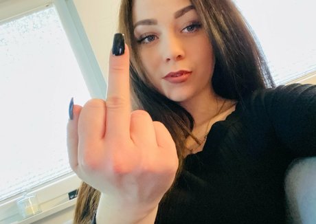 moneydomk エロティック女優 画像