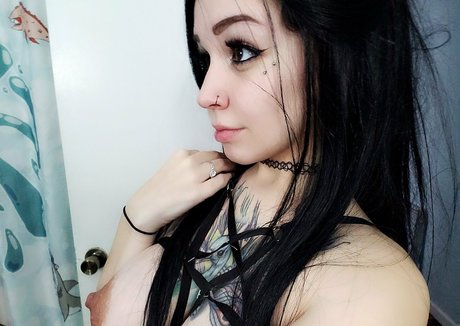 黒人女性のオンリーファンズ パーフェクト 写真