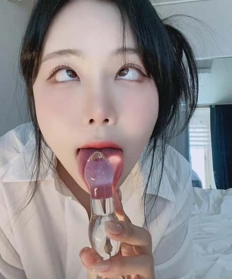 wngml774 高品質女優 写真