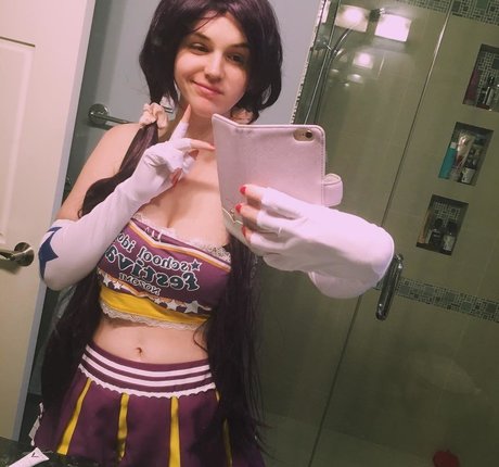 Sarah Z ポルノモデル 画像