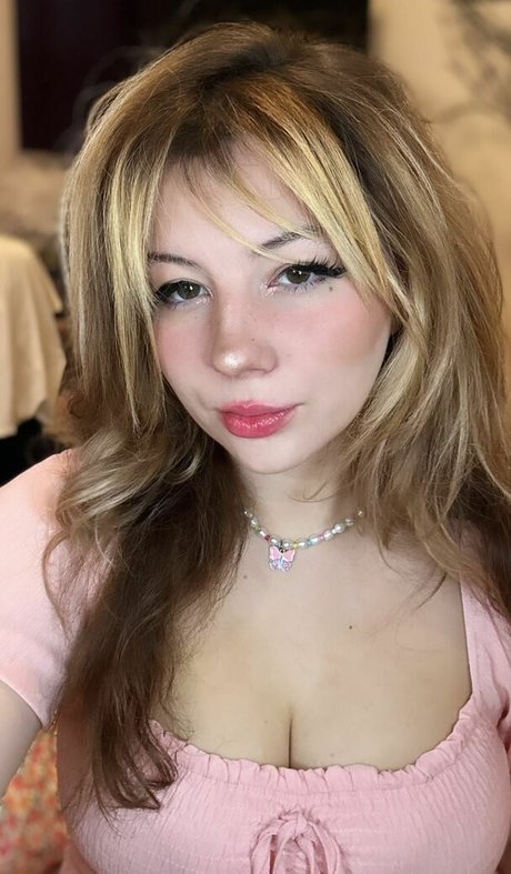 Kendi Ken ASMR 無料女優 ギャラリー