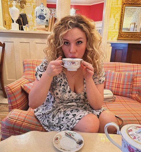 Kendi Ken ASMR エロティックなポルノスター 画像