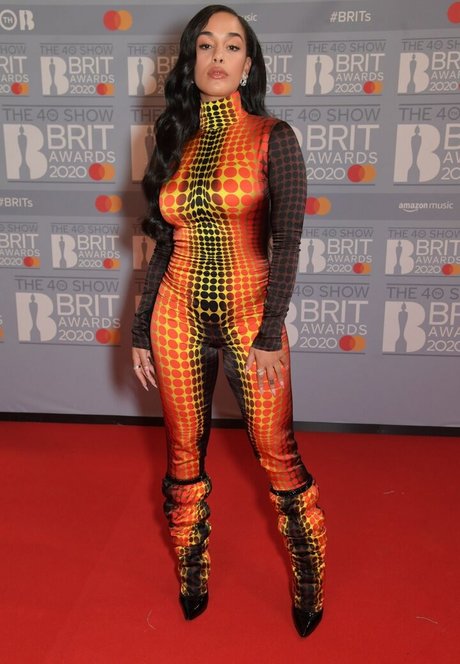 黒人女性のオンリーファンズ 裸 写真