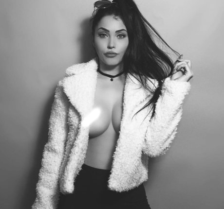 Claudia Alende アダルトモデル ギャラリー