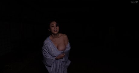 黒檀の熟女オンリーファンズ 無料ヌード 画像